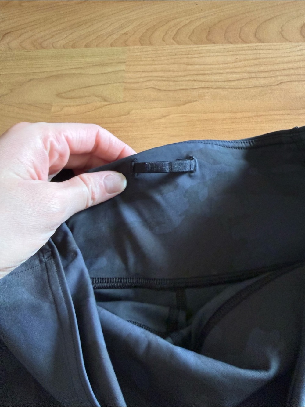 Lululemon Fast and Free Crop II 19” Navy/Gray Camo Leggings - Picture 7 of 8